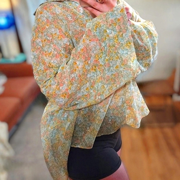 A Byer Coquette Sheer Vintage Oversized Blouse - Picture 1 of 6